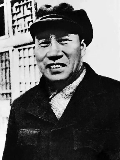 破袜子满是补丁,去世才被发现没领过工资……他是人民的元帅,却只说自己是“一个合格的老兵”