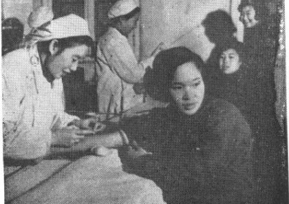 在新中国工作了15年的英国医生：怎么才能实现“免费医疗”？
