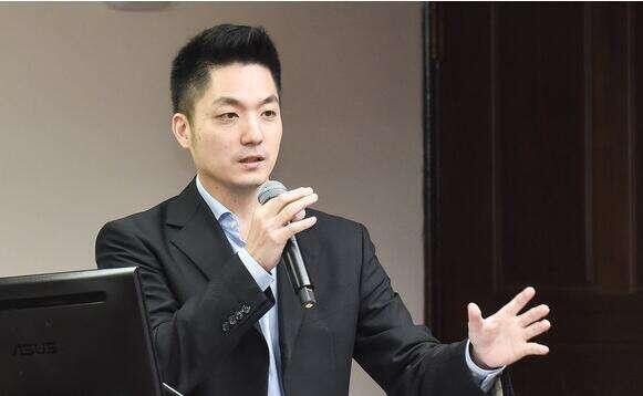 鹿野：蒋介石曾孙为何力挺香港暴徒？