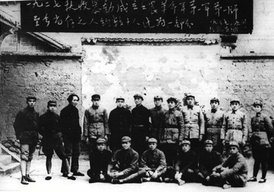 毛主席诞辰129周年:以100张罕见照片来缅怀他老人家!