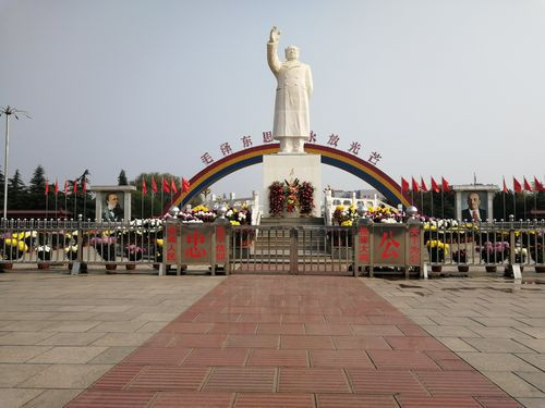 陈先义：南街村的党员干部为什么都甘愿做“二百五”？