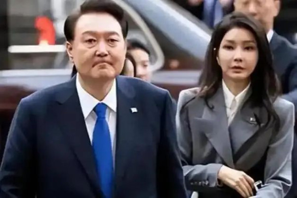 敌人反华策略一直都没变