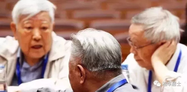 明星与院士：关乎国本的对比
