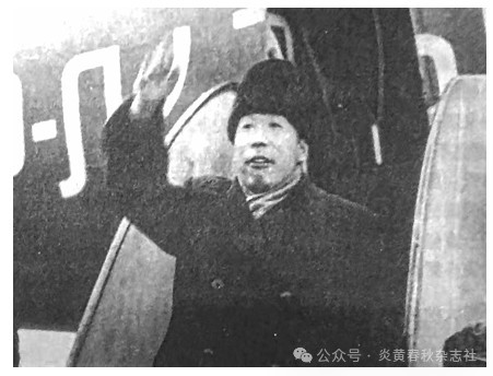 伍修权联大怒怼汉奸蒋廷黻：连汉语都不说，他不是中国人！