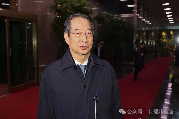 这场大戏,崔相穆还能活几集?