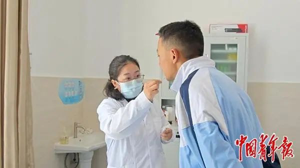 “曼巴”谈海玉：用19年坚定守护藏民健康