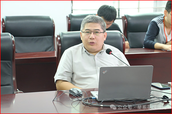 讽刺!新加坡法学教授的逆天言论,诠释了他们的智商如何被立场扭曲