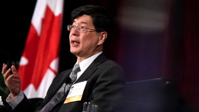 奉陪到底,中国驱逐加拿大外交官