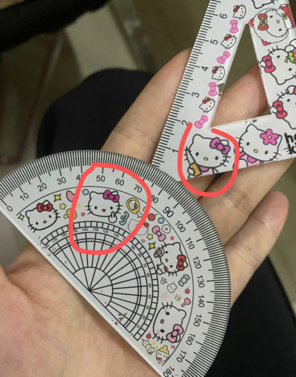 逆天毒教材泛滥美国，圣诞老人找起了老公