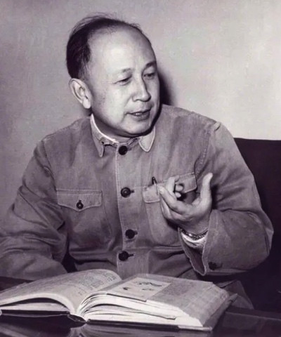 宗河:66前年的今天,我们的前人从来没有做过的极其光荣伟大的事业开启了!