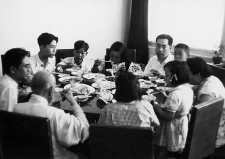 周总理的至孝情怀