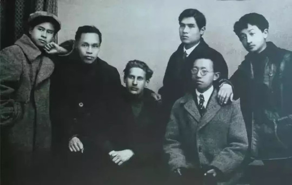 任弼时：党的骆驼、中国人民的骆驼！