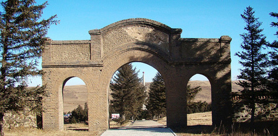 河北:野狐岭要塞国防教育基地