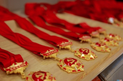 巩怀书:光荣在党50年