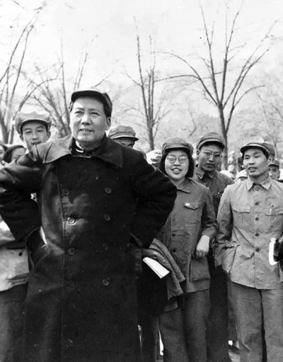 毛主席诞辰129周年:以100张罕见照片来缅怀他老人家!