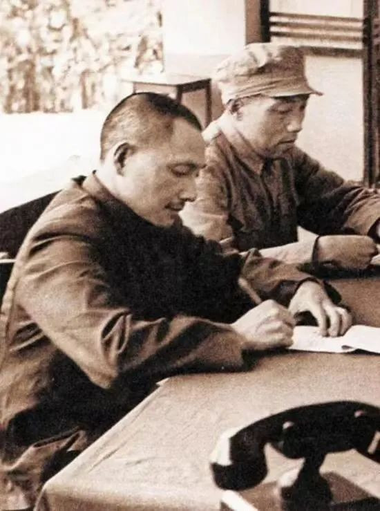 陈晋：邓小平说，对我的评价，不要过分夸张，不要分量太重——纪念邓小平诞辰120周年