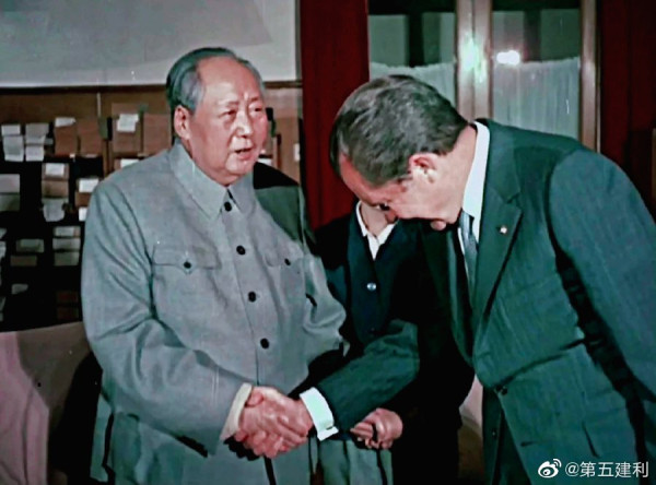 感恩毛主席：泽润东方，普惠世界