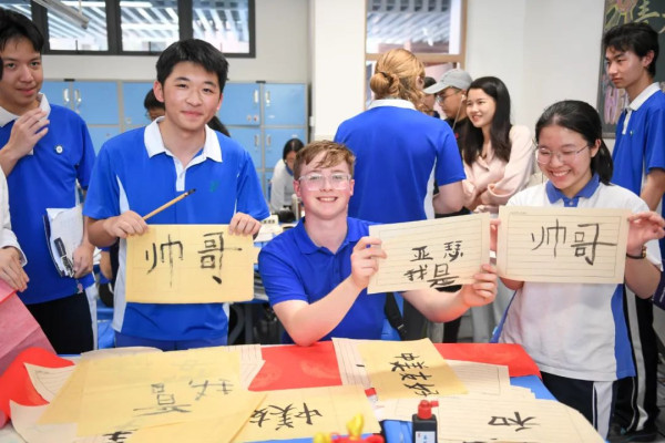 “修昔底德陷阱”之父，现在开始谈“吴越同舟”了