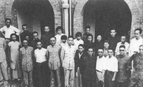周恩来不上蒋介石的当