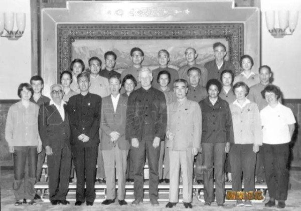 美国原子弹、农牧专家 却为何愿来延安养牛?