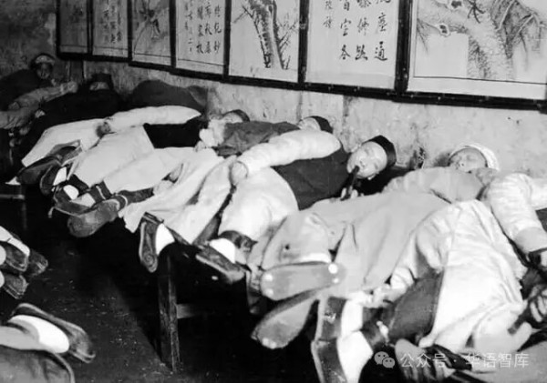 必须清算日本曾在中国大肆贩卖鸦片的罪行