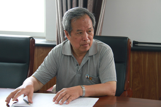 坚决维护以习近平同志为核心的党中央的权威——网络舆论动态研讨会纪要