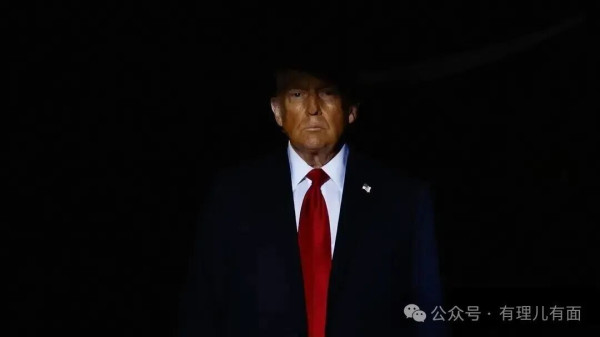 战局失控,特朗普甩锅国防部长