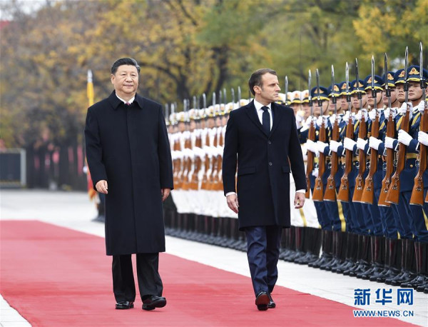 习近平同法国总统马克龙会谈