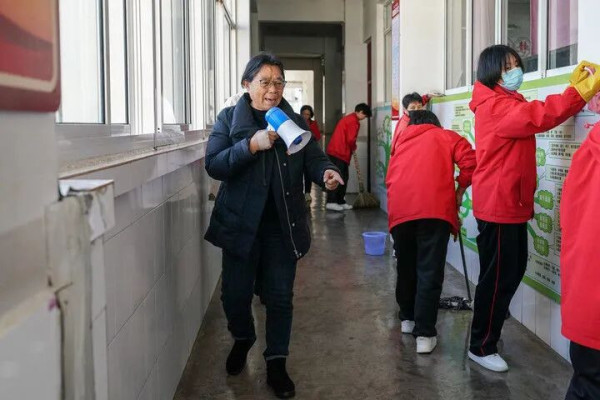 “燃灯”接力:2026年,张桂梅老师有了一个新愿望