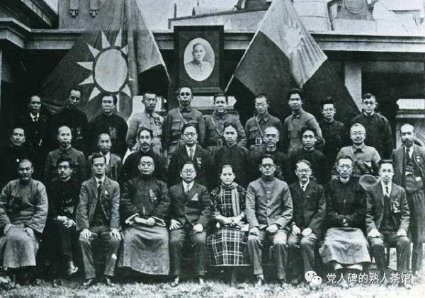 共产党员毛泽东是如何当好国民党中央宣传部部长的?