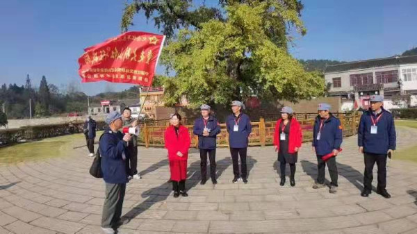 “重走大别山红军征战路”采风活动在河南信阳举办
