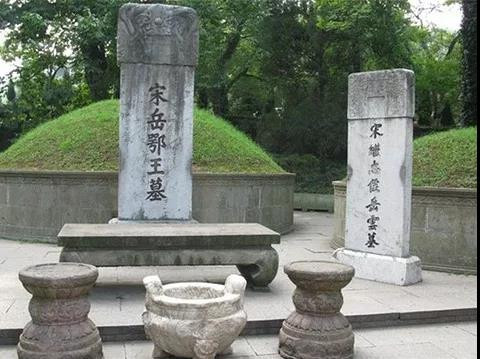 边芹：“西方高贵东方落后”世界观泛滥的蹊跷社会现象之根源
