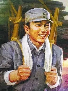 那位烧炭的年轻战士,为何重于泰山?