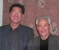 “中国借鉴美国核潜艇玩具模型”的说法是立不住的！