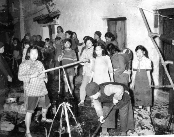 “免费医疗”不可行?且看赤脚医生与社会主义医疗经验