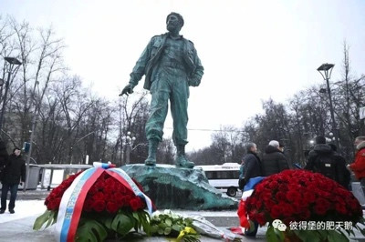 伟大的共产主义战士卡斯特罗的纪念雕像在莫斯科揭幕,普京发表重要讲话