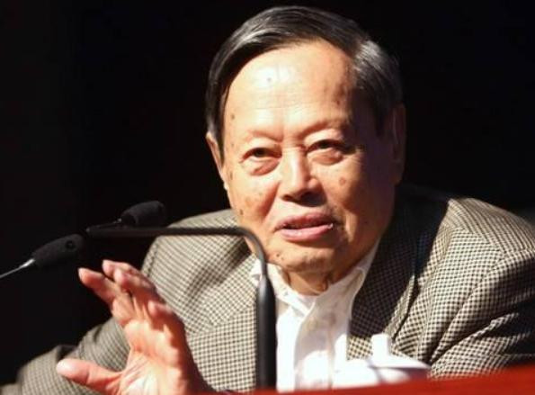 胡新民:首次回到新中国的杨振宁为何会大为震惊?