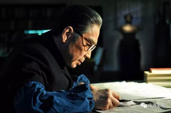 厉害了,《海棠依旧》著名电影表演艺术家孙维民:诠释了周总理伟大的一生,神采兼备,精彩绝伦!