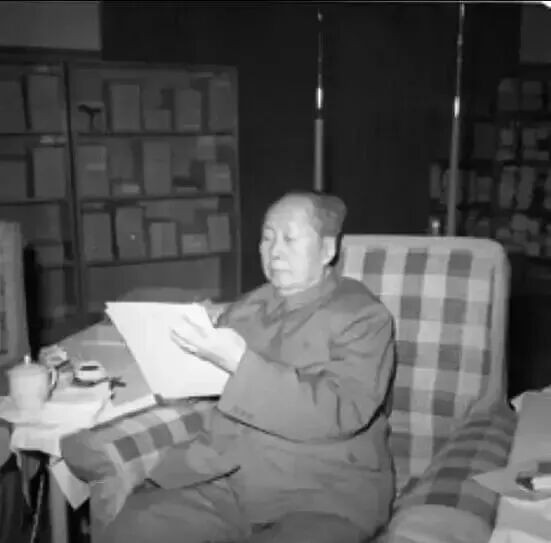唐山大地震期间的毛主席