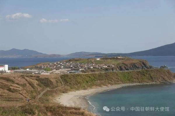 中国外交官镜头里的朝鲜