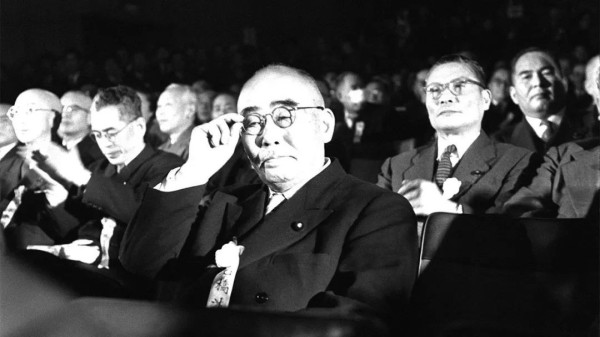 石桥湛山：提倡“小日本主义”、在位两个月的“名首相”