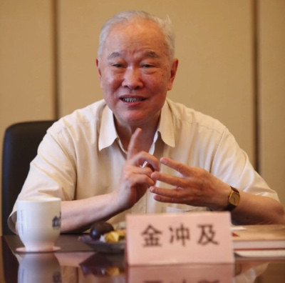 胡新民:为什么会有高校教师时常发表不当言论?