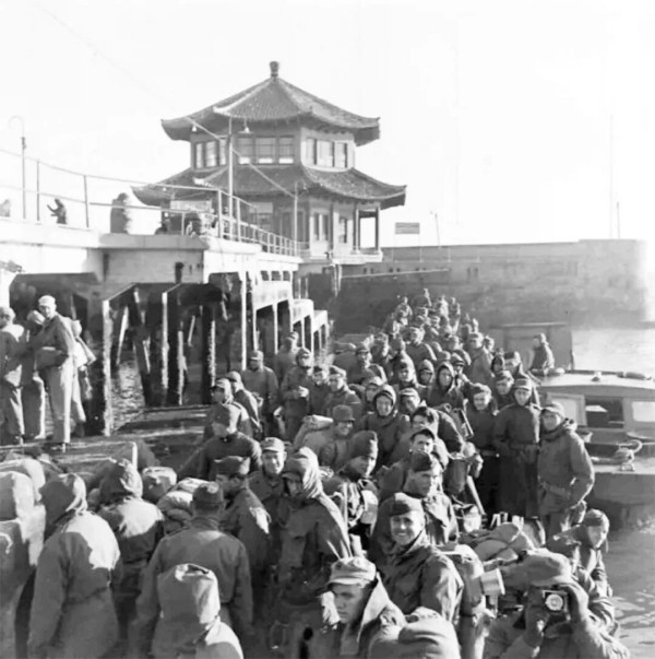 1949年中美对峙青岛的前前后后