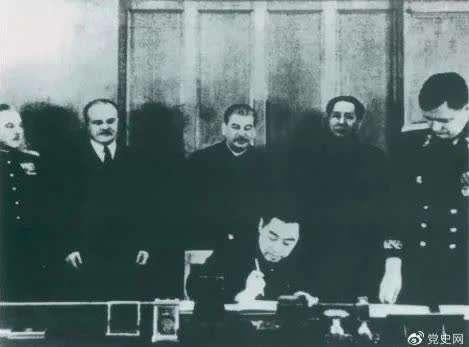 鹿野：建国后第一个春节，毛主席在莫斯科是怎样度过的？