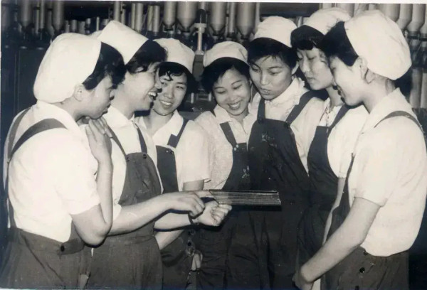 从如日中天到不受待见，张维迎们经历了什么？