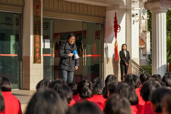 “燃灯”接力:2026年,张桂梅老师有了一个新愿望