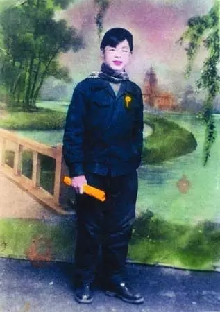 老梁,来看看你抹黑攻击的雷锋到底是个怎样的人!