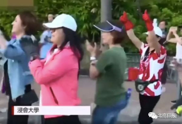 驻港解放军：最好的形象就是香港市民的掌声！​