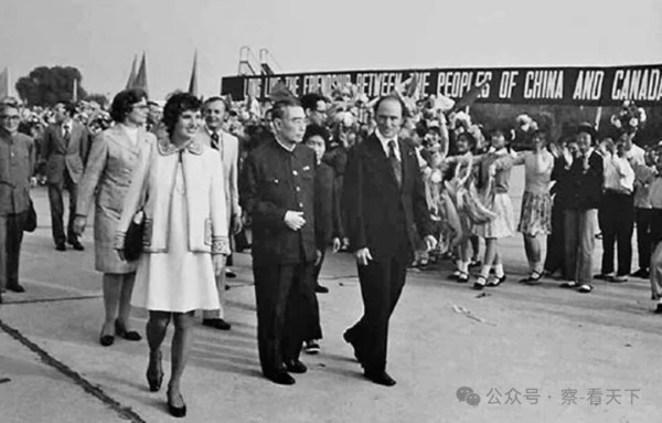 同加拿大、澳大利亚建交前后