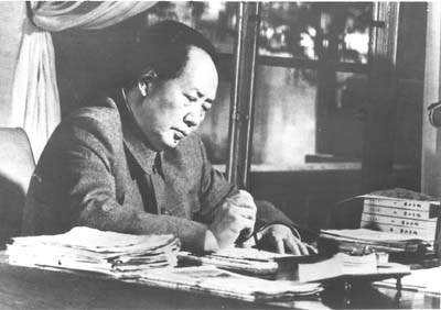 党史一叶|扫掉“下笔千言、离题万里”的作风